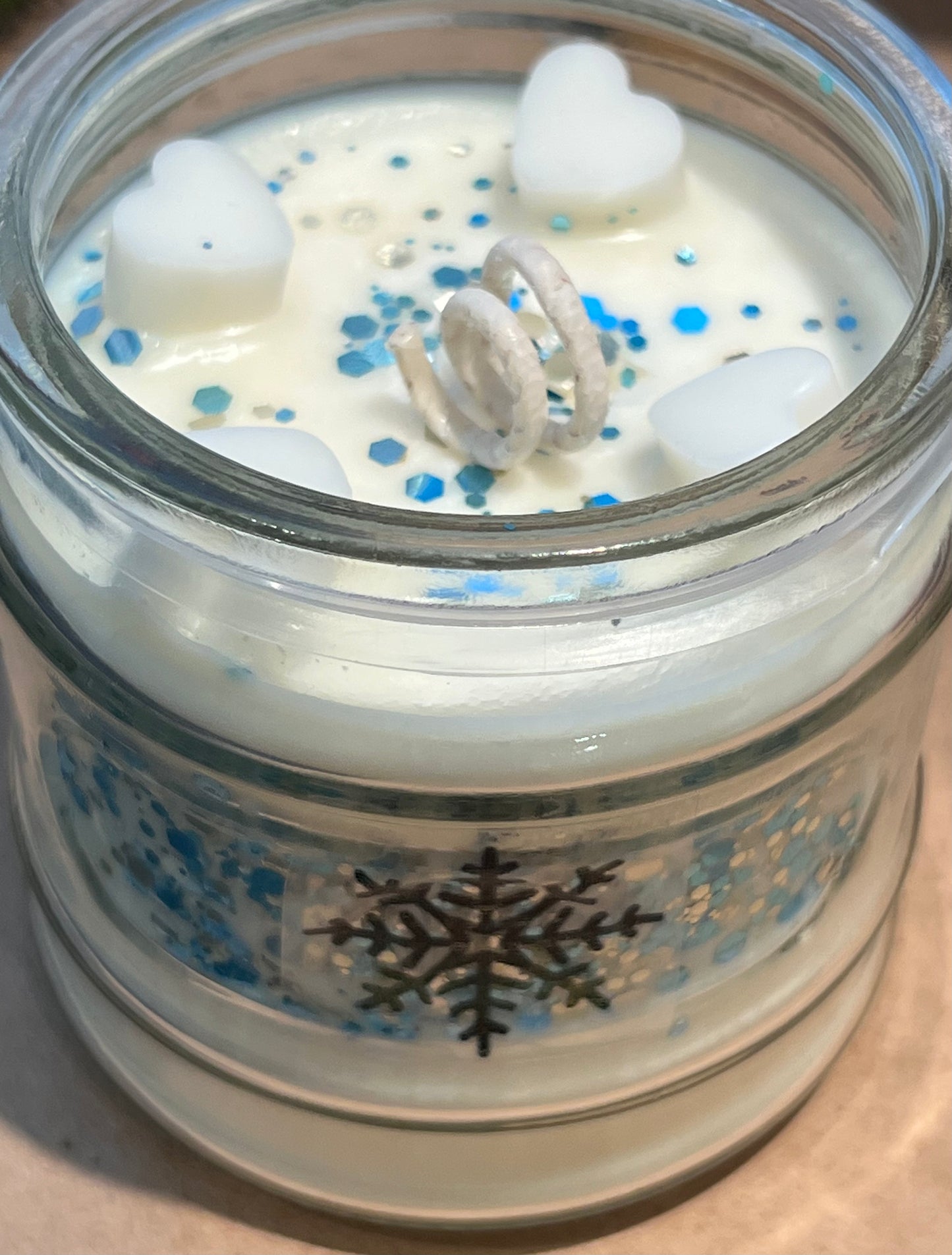 MARSHMALLOW SNOWFLAKE 14oz Soy Candle