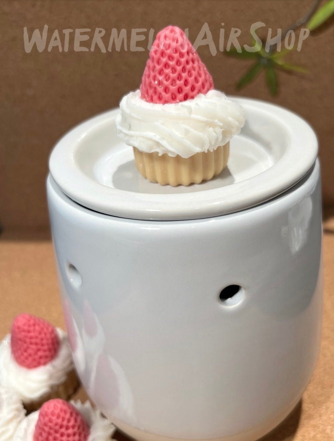 STRAWBERRY CUPCAKE MINI Wax Melts (2 cupcakes)