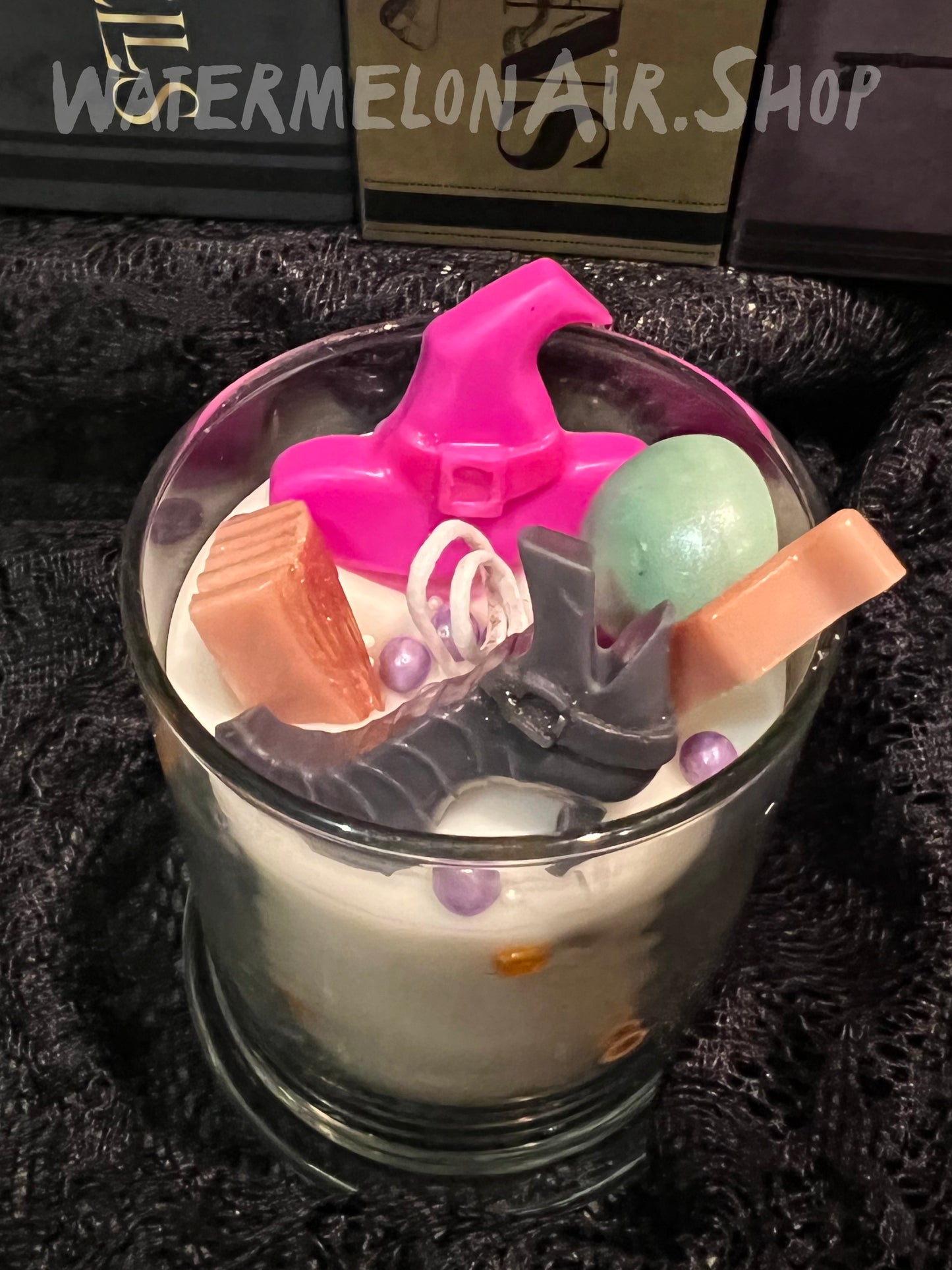 WITCHY WITCH CHOCOLATE Soy 10oz