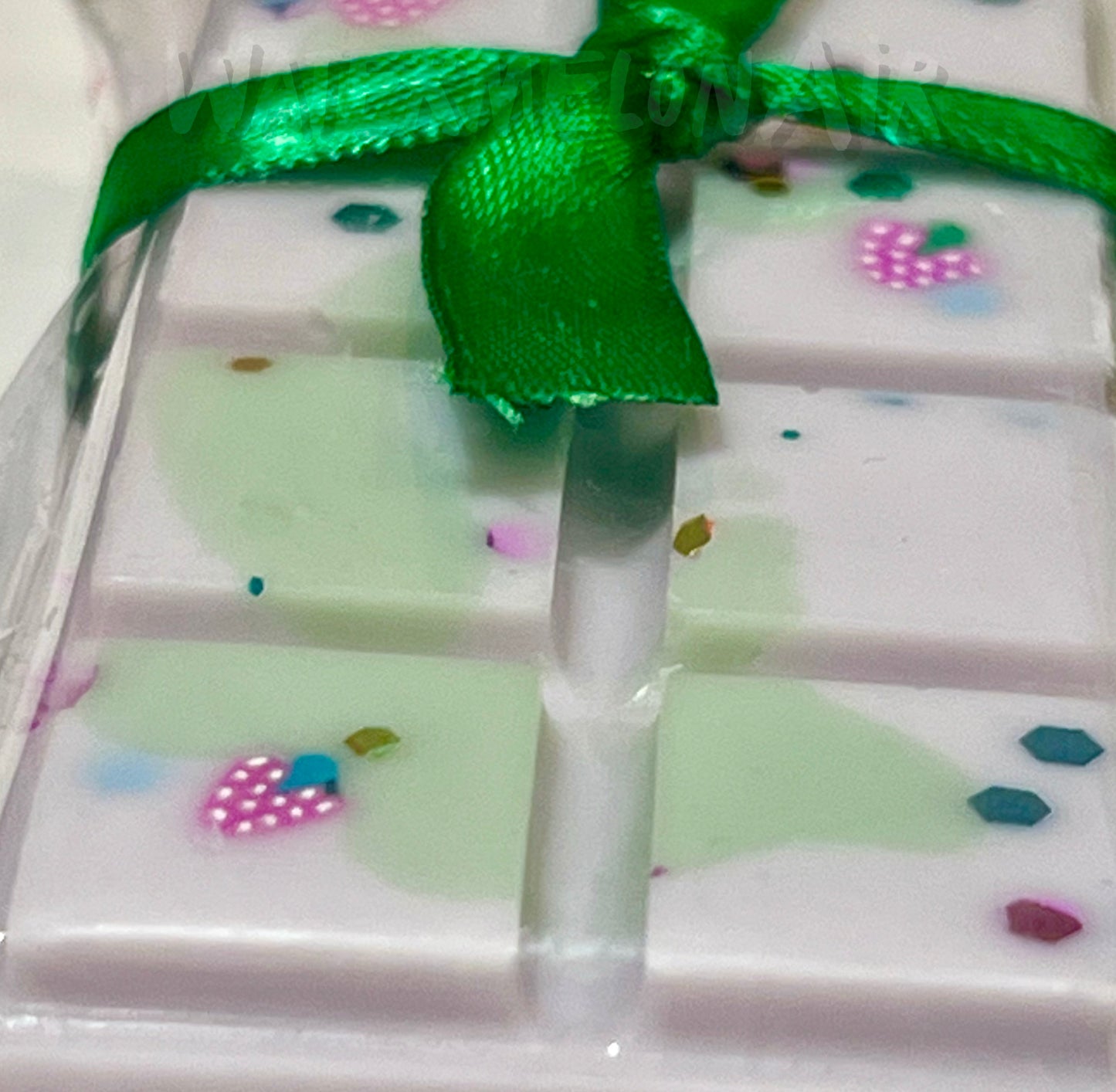 BLACKBERRY SAGE Snap Bar Wax Melts, blend of juicy berries, fresh herbs, and earthy greens