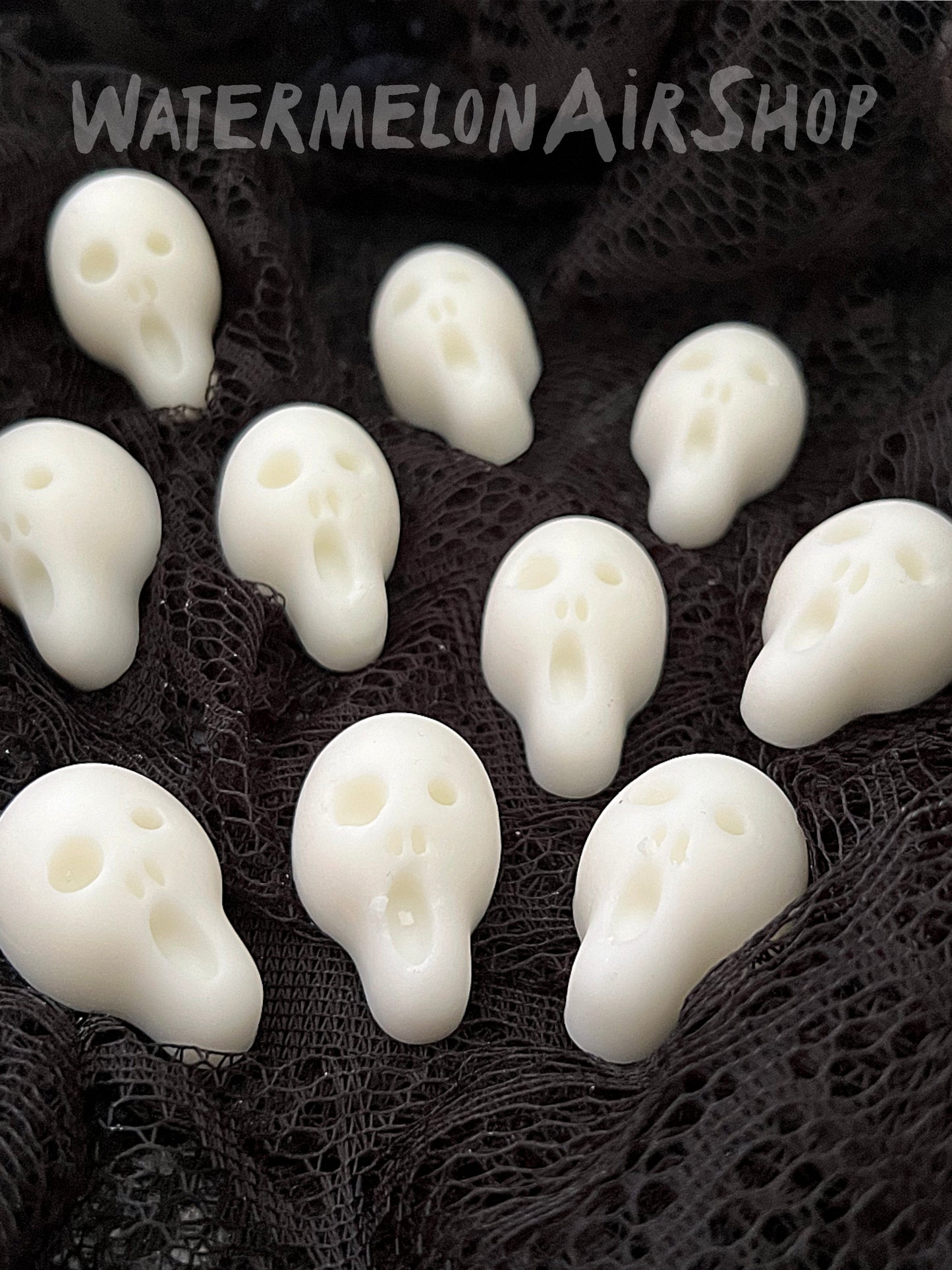 WHITE SCREAM SKULLS Vampires Blood Wax Melts | 2.5 oz | 10 Melts