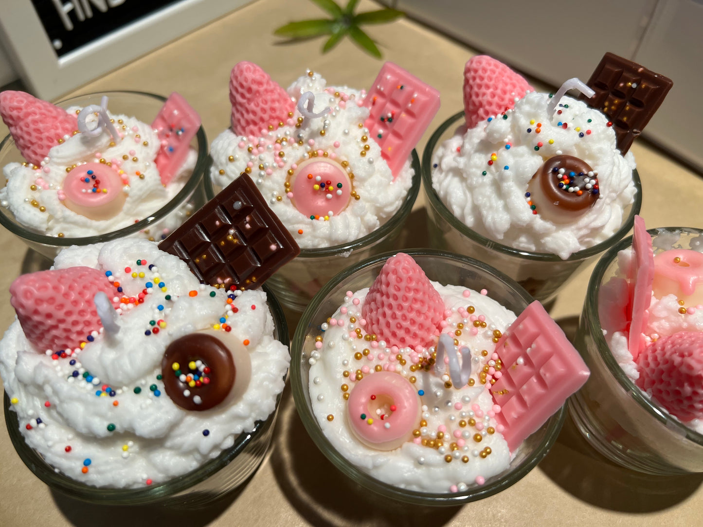 CUPCAKE CANDLE SUNDAE Chocolate or Strawberry Candle