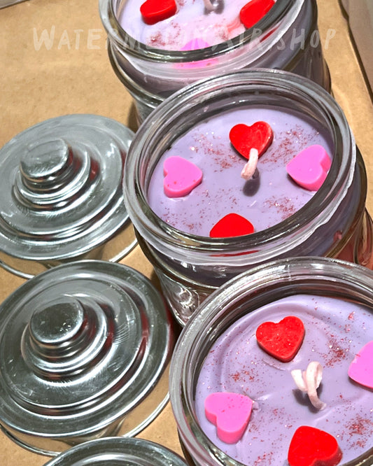 CINNAMON HEARTS 14oz Soy Candle