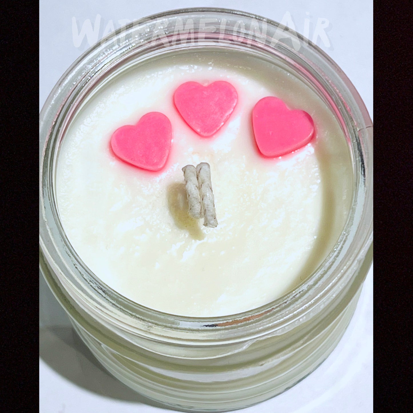 AMBER HEARTS 14oz Soy Candle | moms gifts | smells like amber candles | spring scents