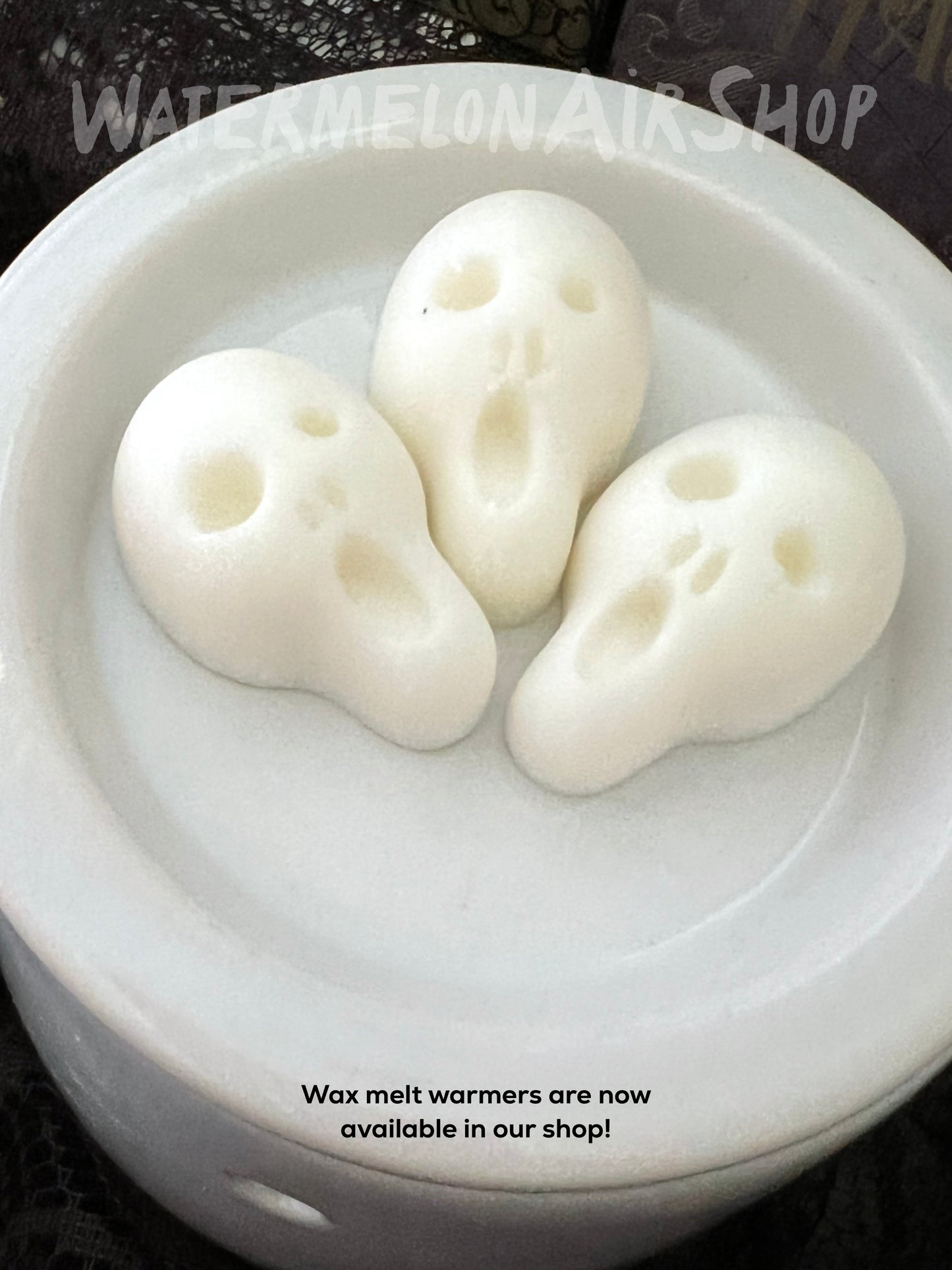 WHITE SCREAM SKULLS Vampires Blood Wax Melts | 2.5 oz | 10 Melts