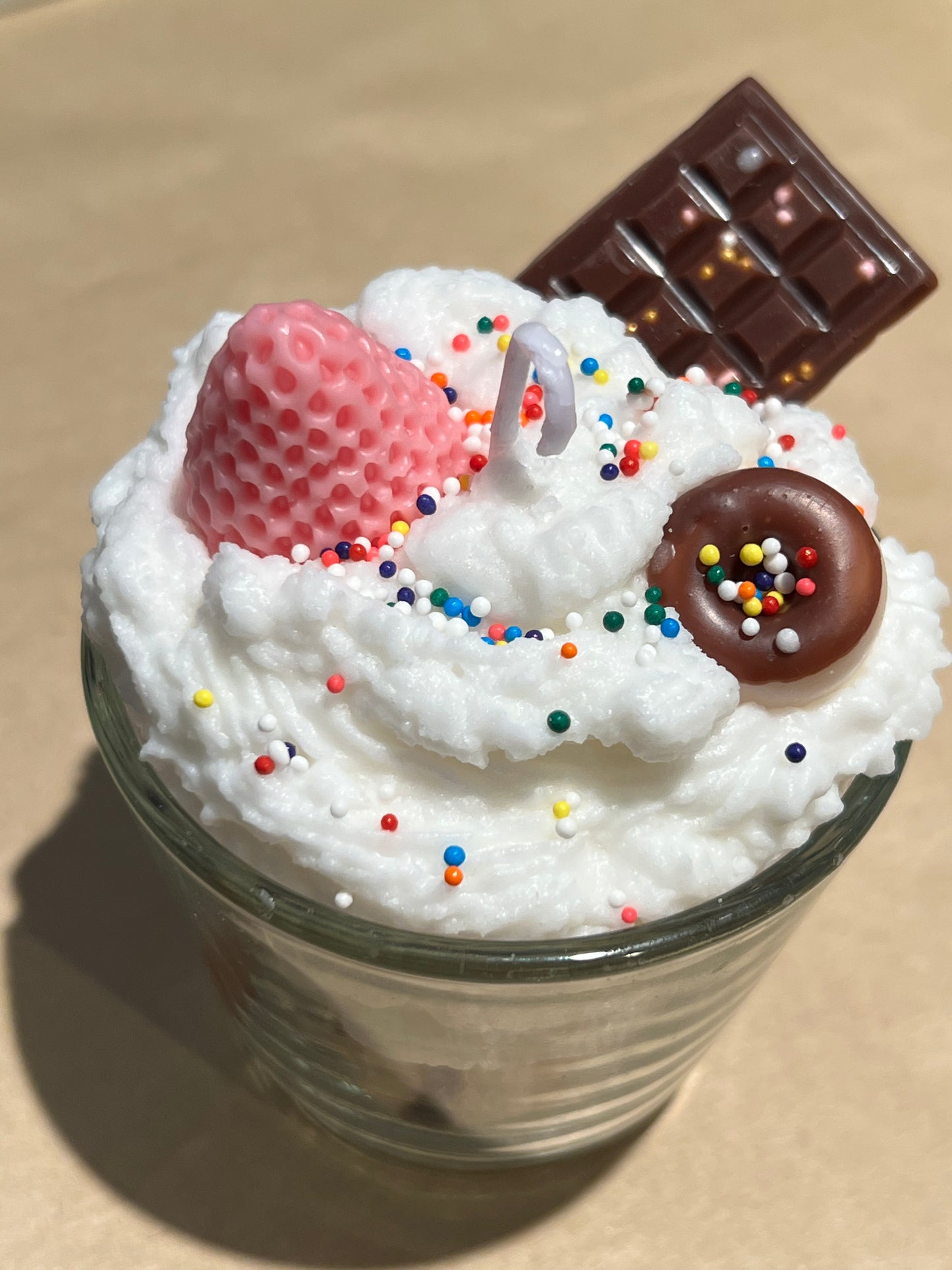 CUPCAKE CANDLE SUNDAE Chocolate or Strawberry Candle