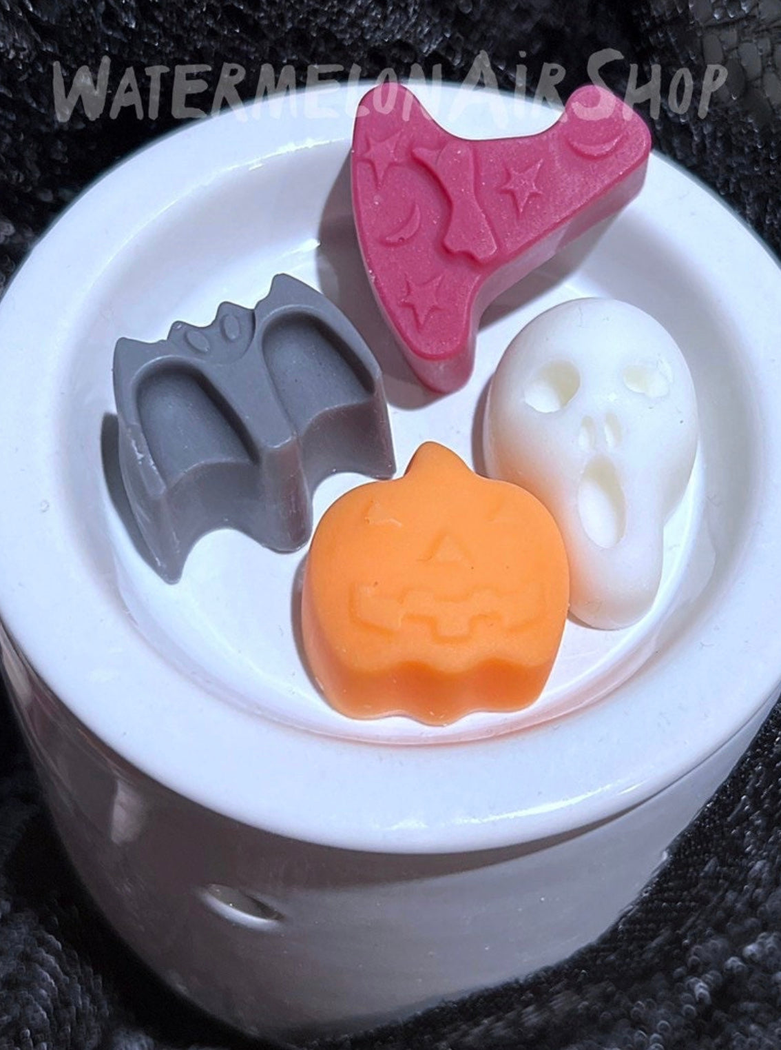 HALLOWEEN SAMPLER Wax Melts | 4 oz | 13 Melts | Coffin Gift Container